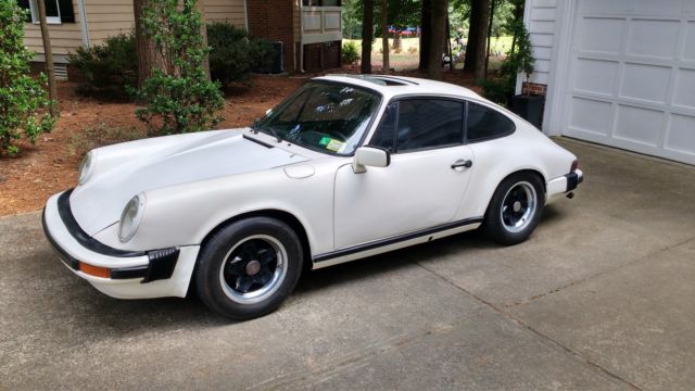 1966 Porsche 911 Sun Roof