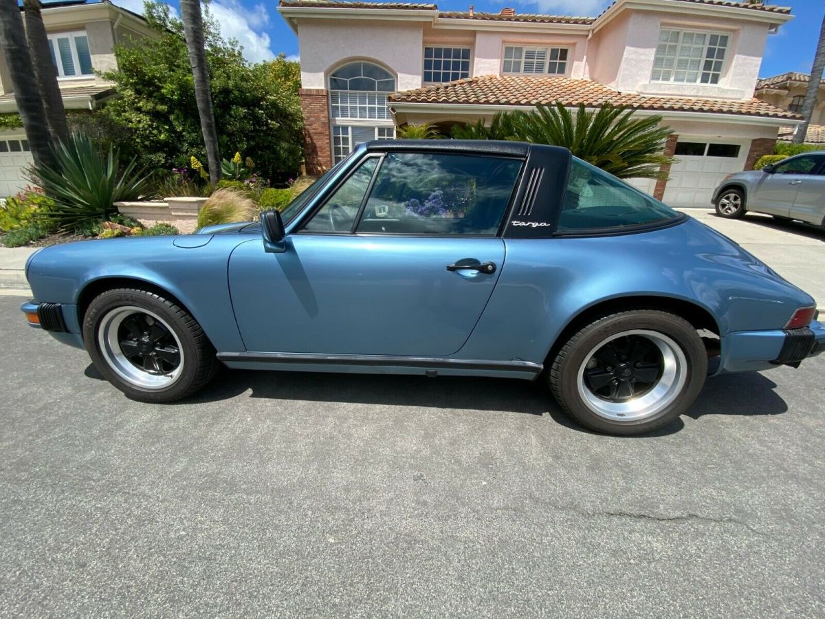 1985 Porsche 911 CARRERA