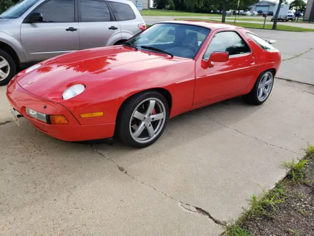 1987 Porsche 928 S4