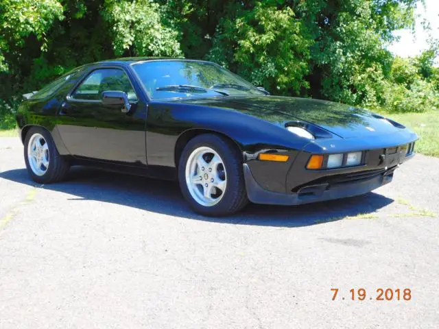 1984 Porsche 928