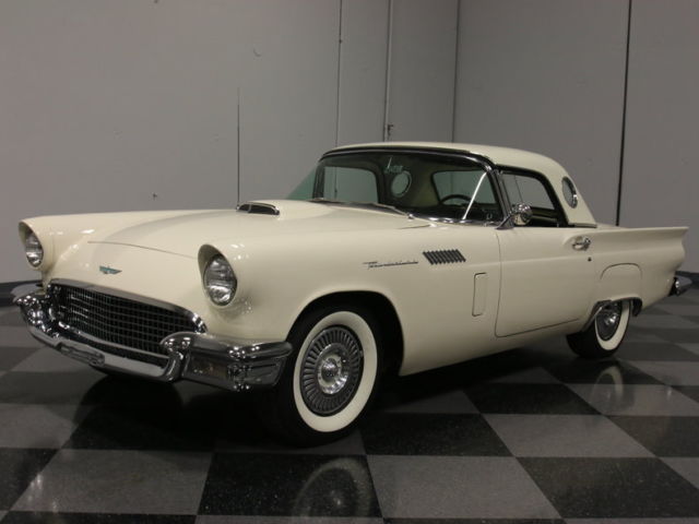 1957 Ford Thunderbird