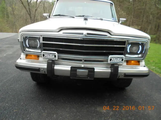 1989 Jeep Wagoneer