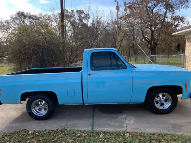 1977 Chevrolet C-10 Custom Deluxe