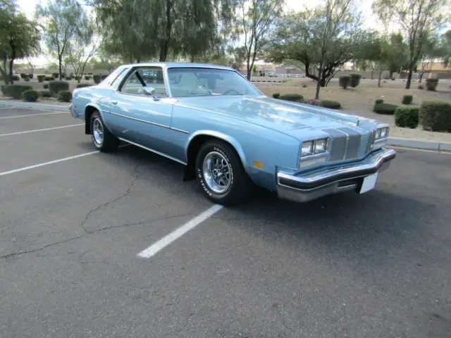 1976 Oldsmobile Cutlass Supreme