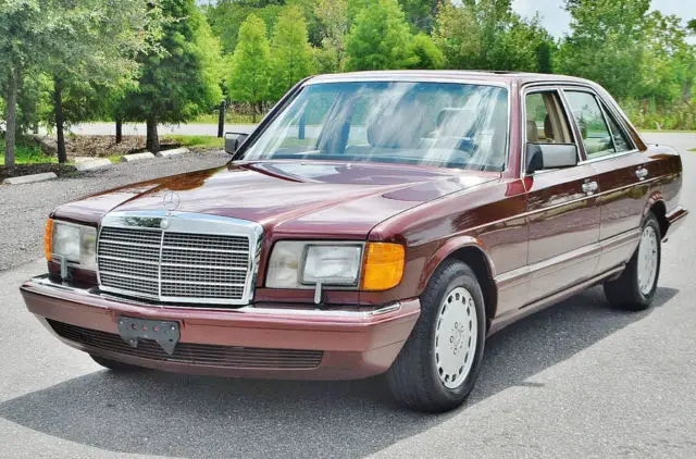 19910000 Mercedes-Benz 300-Series 39,177 original miles simply mint condition