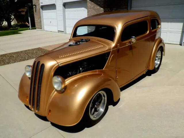 1948 Ford Anglia Pro Built Sedan Street Hot Rod