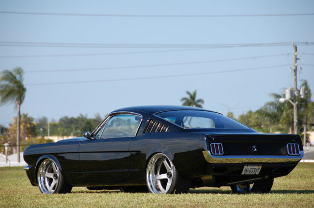 1965 Ford Mustang Fastback