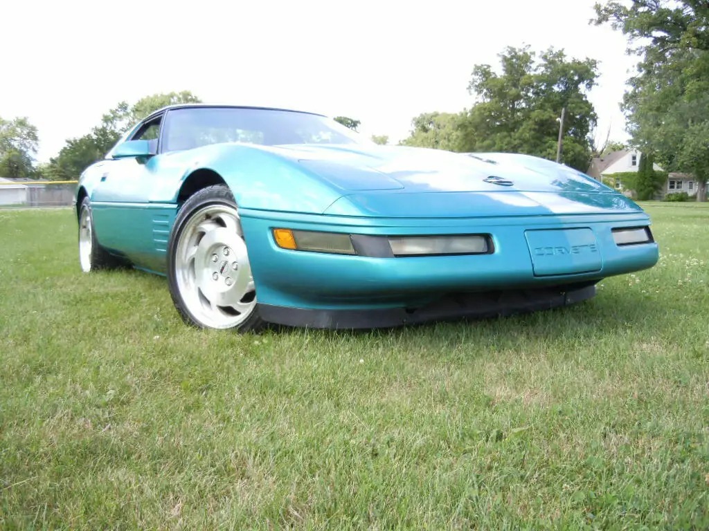 1992 Chevrolet Corvette Z51 sports coupe