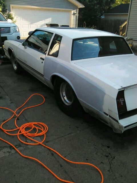 1985 Chevrolet Monte Carlo 2dr