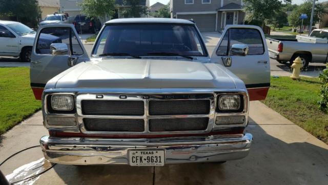 1993 Dodge Ram 2500 LE