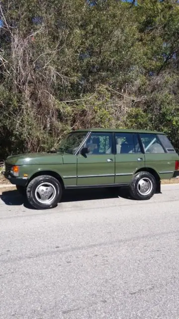 1980 Land Rover Range Rover beige cloth