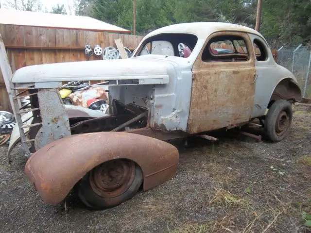 1937 Pontiac 5 Window