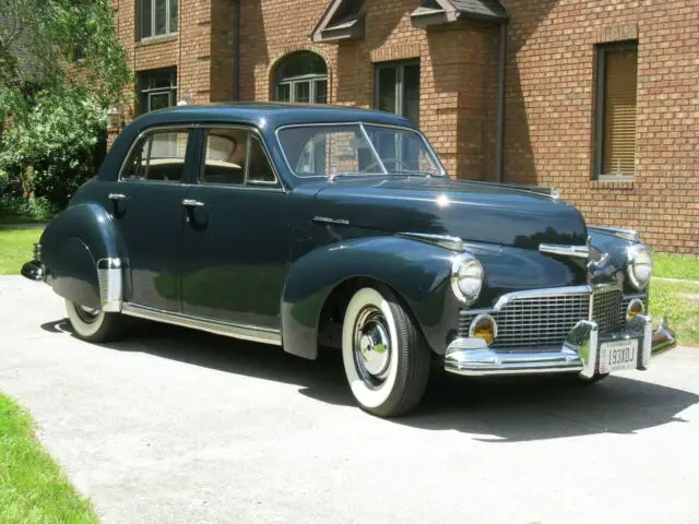 1942 Studebaker Commander Skyway Land Cruiser