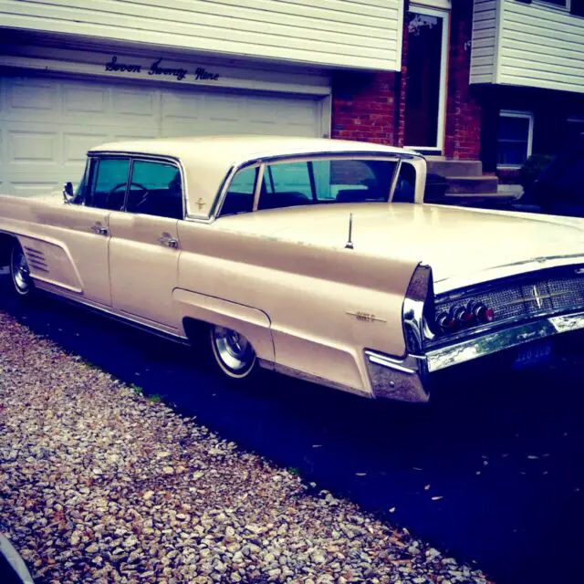 Lincoln Continental Mark 5 1960