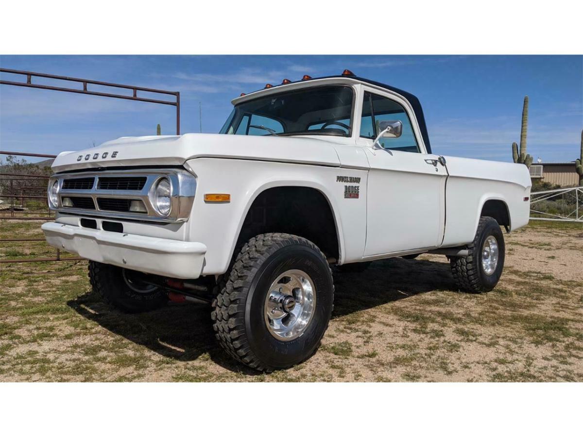 1970 Dodge Power Wagon