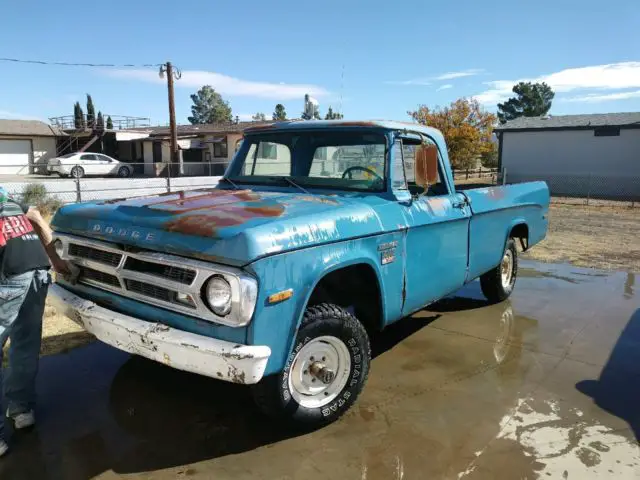 1970 Dodge Power Wagon