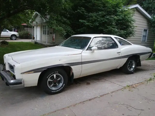 1974 Pontiac Le Mans Sports Coupe