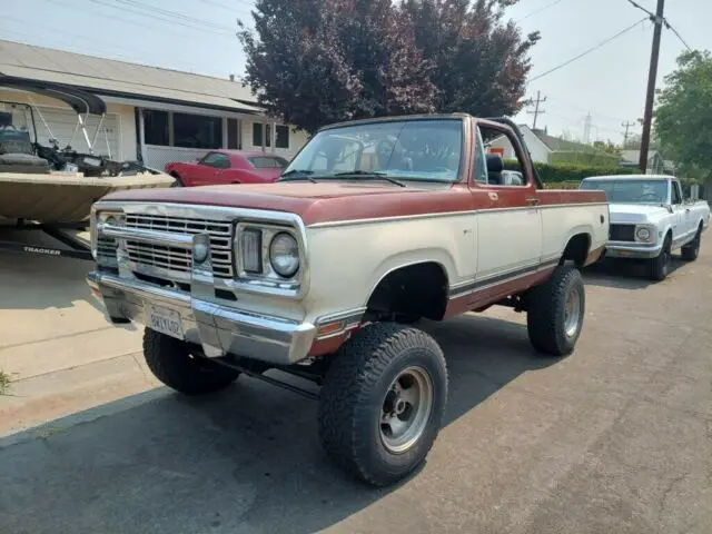 1977 Plymouth Trailduster