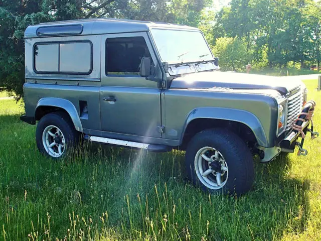 19850000 Land Rover Defender 90