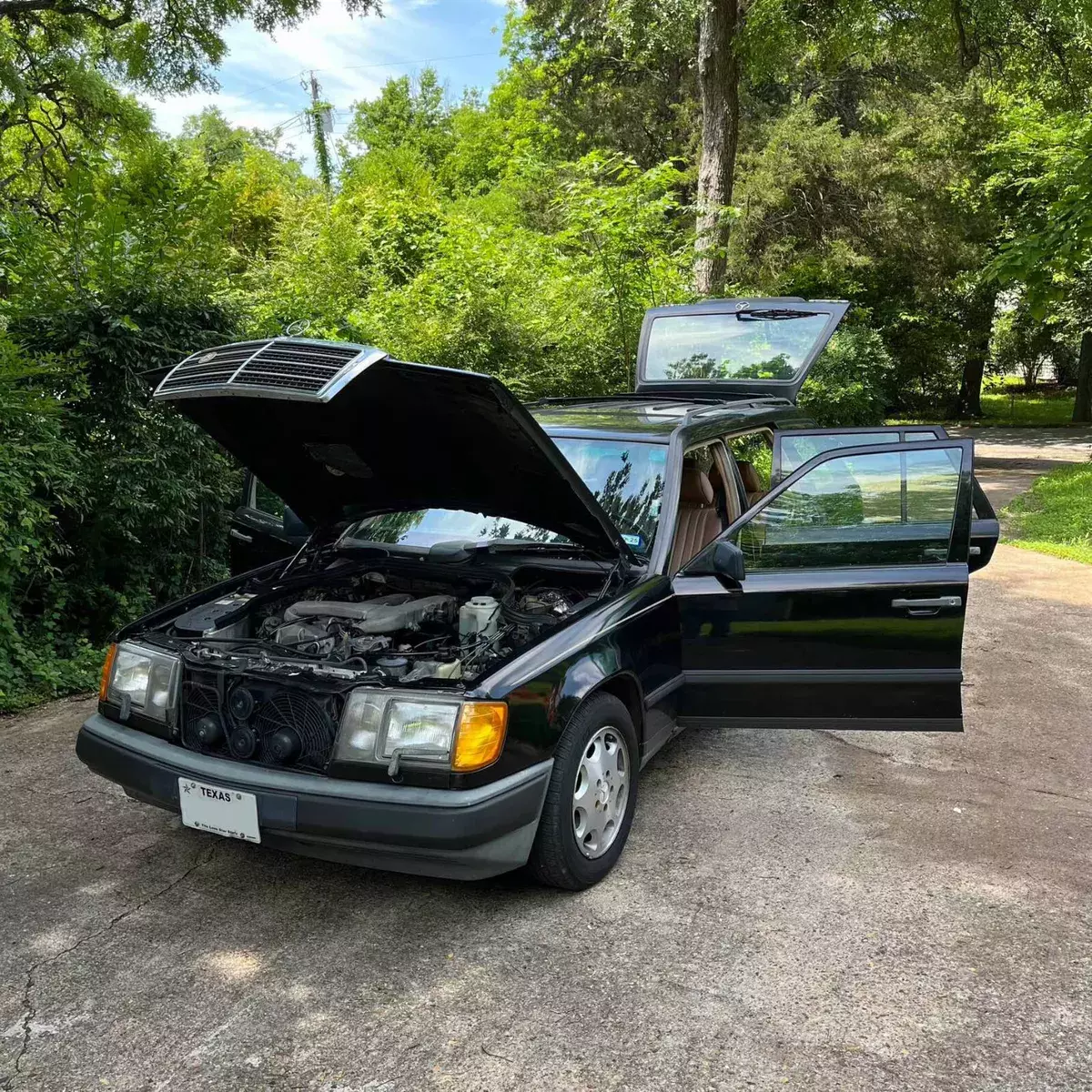 1987 Mercedes-Benz 300-Series