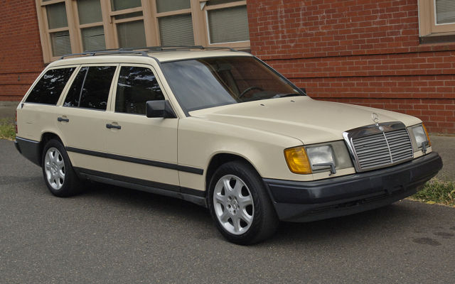 1987 Mercedes-Benz 300-Series 300TD 300 TD