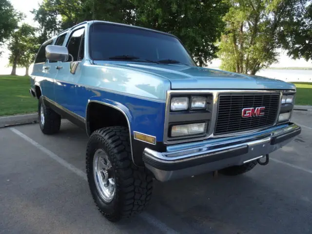 1989 Chevrolet Suburban Suburban SLE