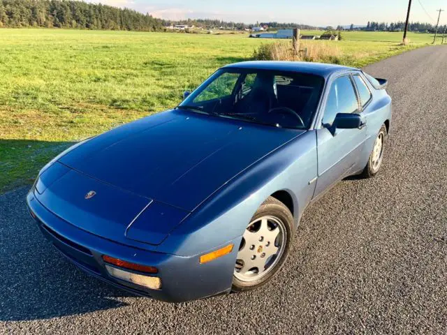 1989 Porsche 944 S2