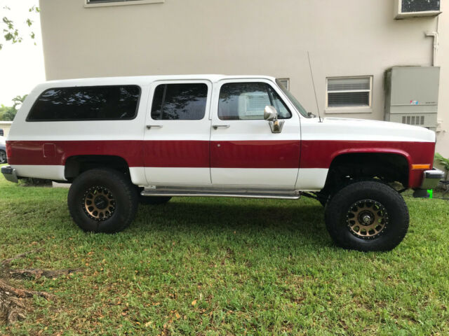 1990 Chevrolet Suburban Silverado