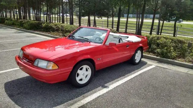 1992 Ford Mustang