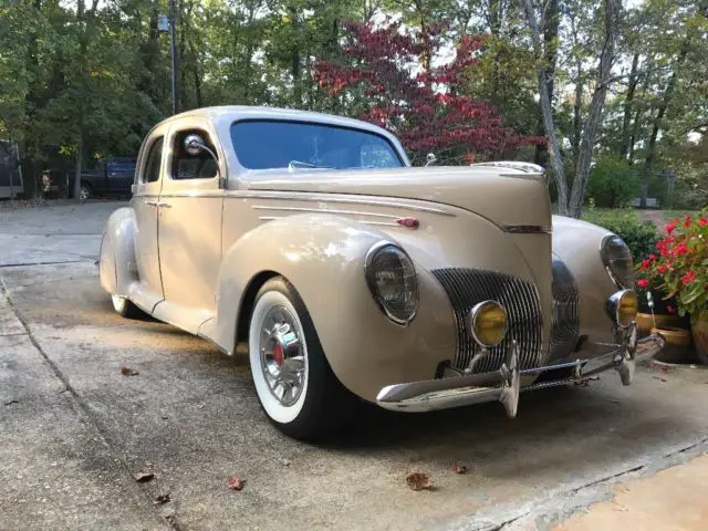 1939 Lincoln MKZ/Zephyr Sedan