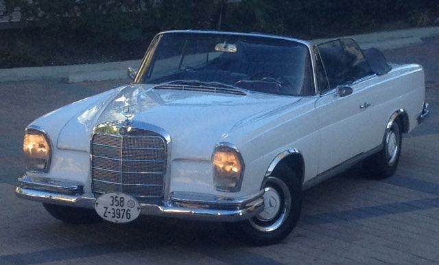 1962 Mercedes-Benz 200-Series