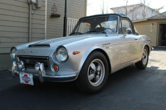 1969 Datsun 2000