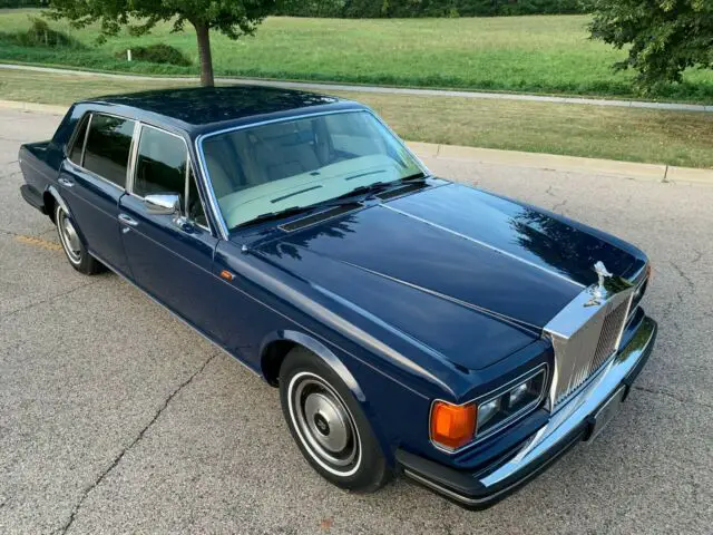 1983 Rolls-Royce Silver Spirit/Spur/Dawn Long Wheel Base sedan