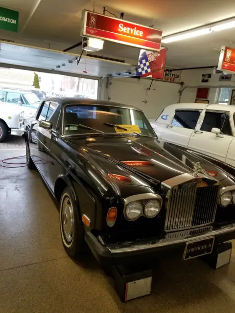 1976 Rolls-Royce Corniche Black