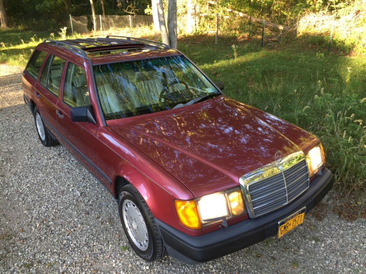 1989 Mercedes-Benz 300-Series