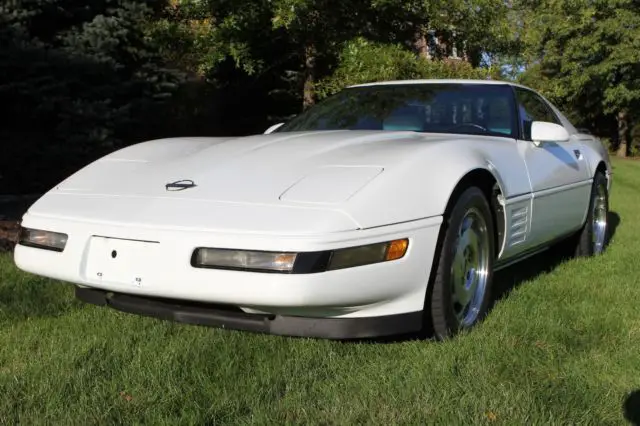 1993 Chevrolet Corvette Base Convertible 2-Door