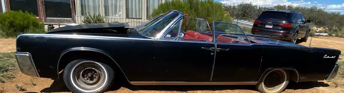 1961 Lincoln Continental