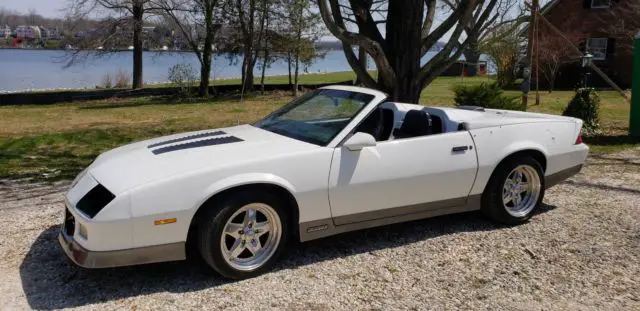 1986 Chevrolet Camaro Stock Z28 Trim