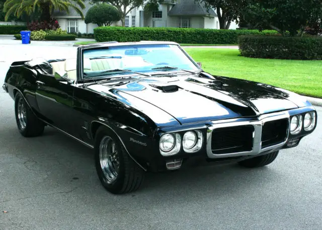 1969 Pontiac Firebird CONVT - RESTORED - 400  V-8 - 3K MI