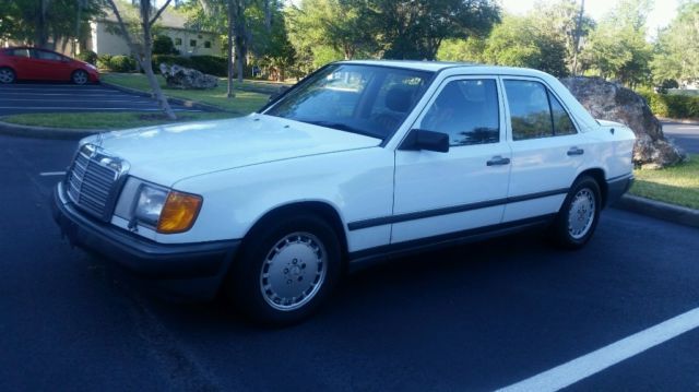 1989 Mercedes-Benz E-Class