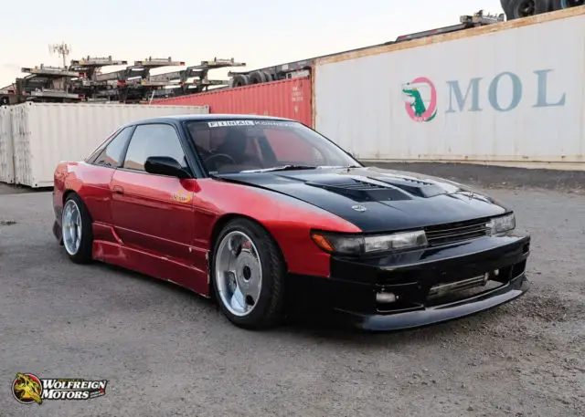 1900 Nissan 240SX