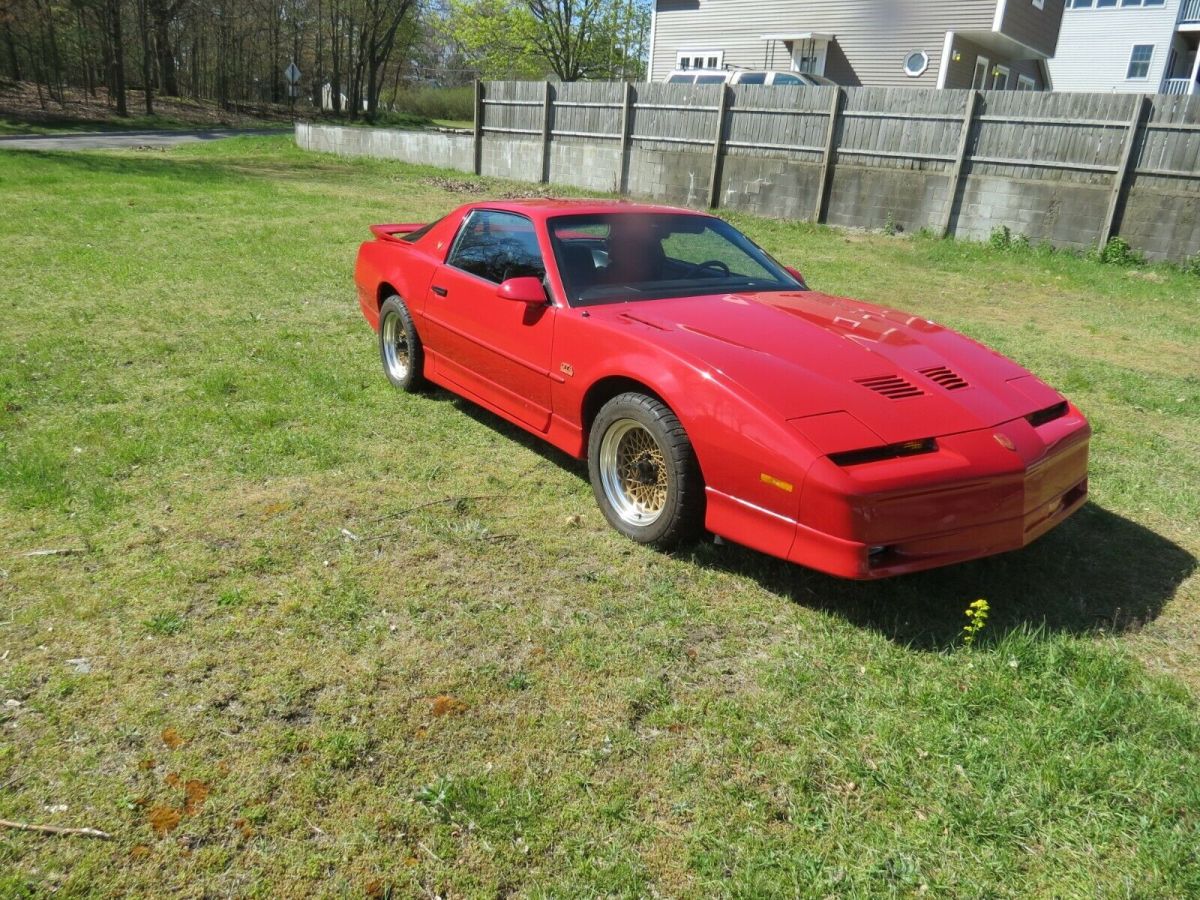 1987 Pontiac Firebird Trans Am GTA