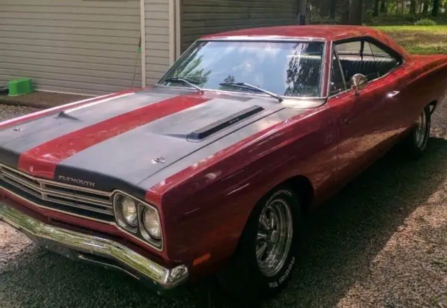 1969 Plymouth Road Runner -RESTORED- 440 - 4 Speed