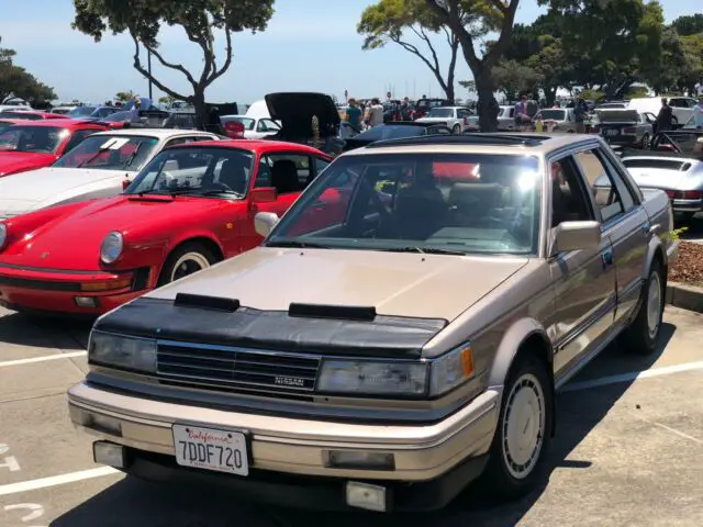 1987 Nissan Maxima GXE