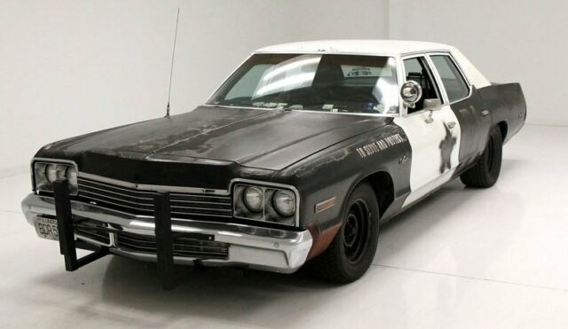 1975 Dodge Monaco Sedan