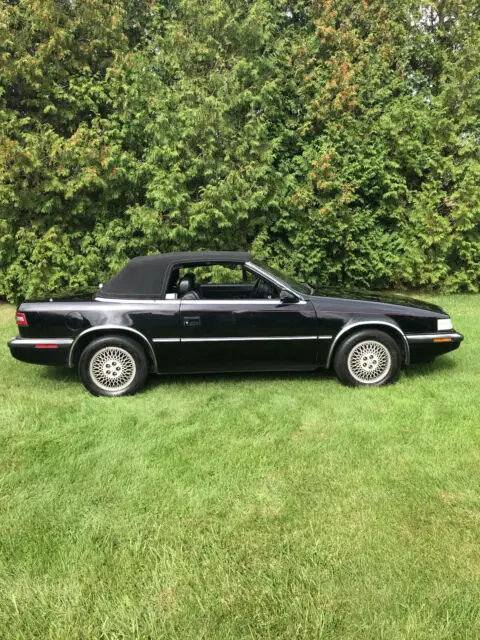 1990 Chrysler TC Maserati BY MASERATI