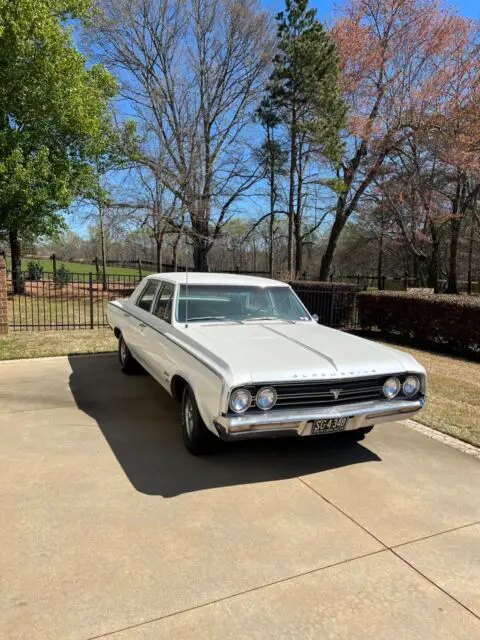 1964 Oldsmobile F85