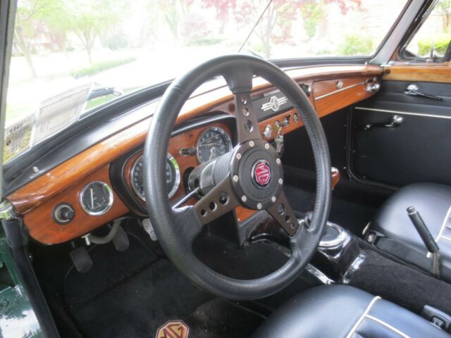 1968 MG MGB Black
