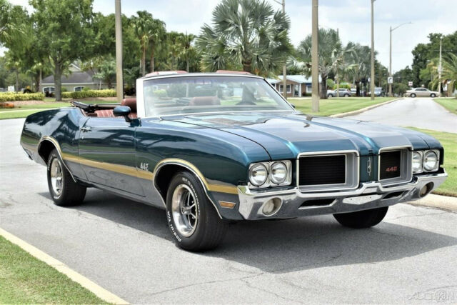 1971 Oldsmobile Cutlass Convertible A/C 350 4bbl engine Automatic