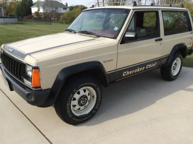 1984 Jeep Cherokee 4WD Cummins Diesel Chief